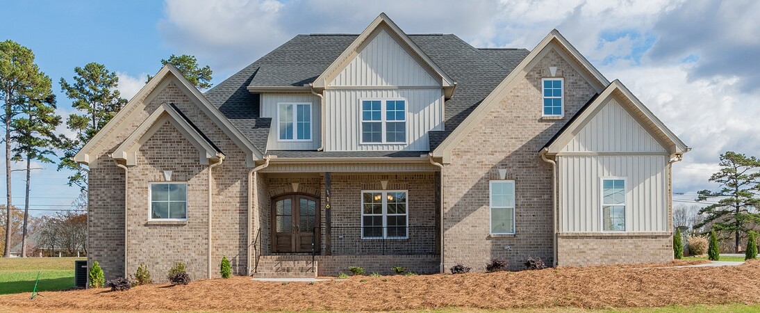 The Commons At Summit Lakes