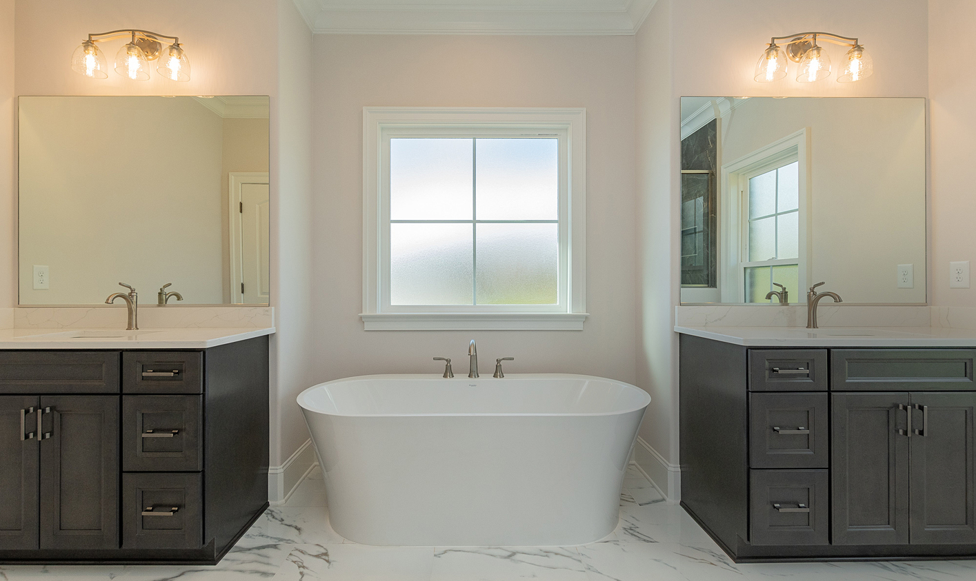 The Eagle III Master Bathroom
