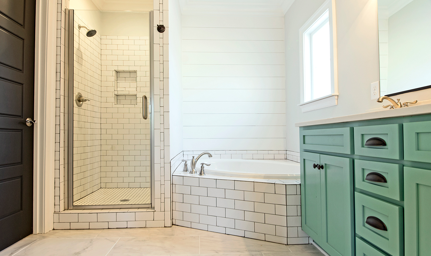 The Windward II Master Bath