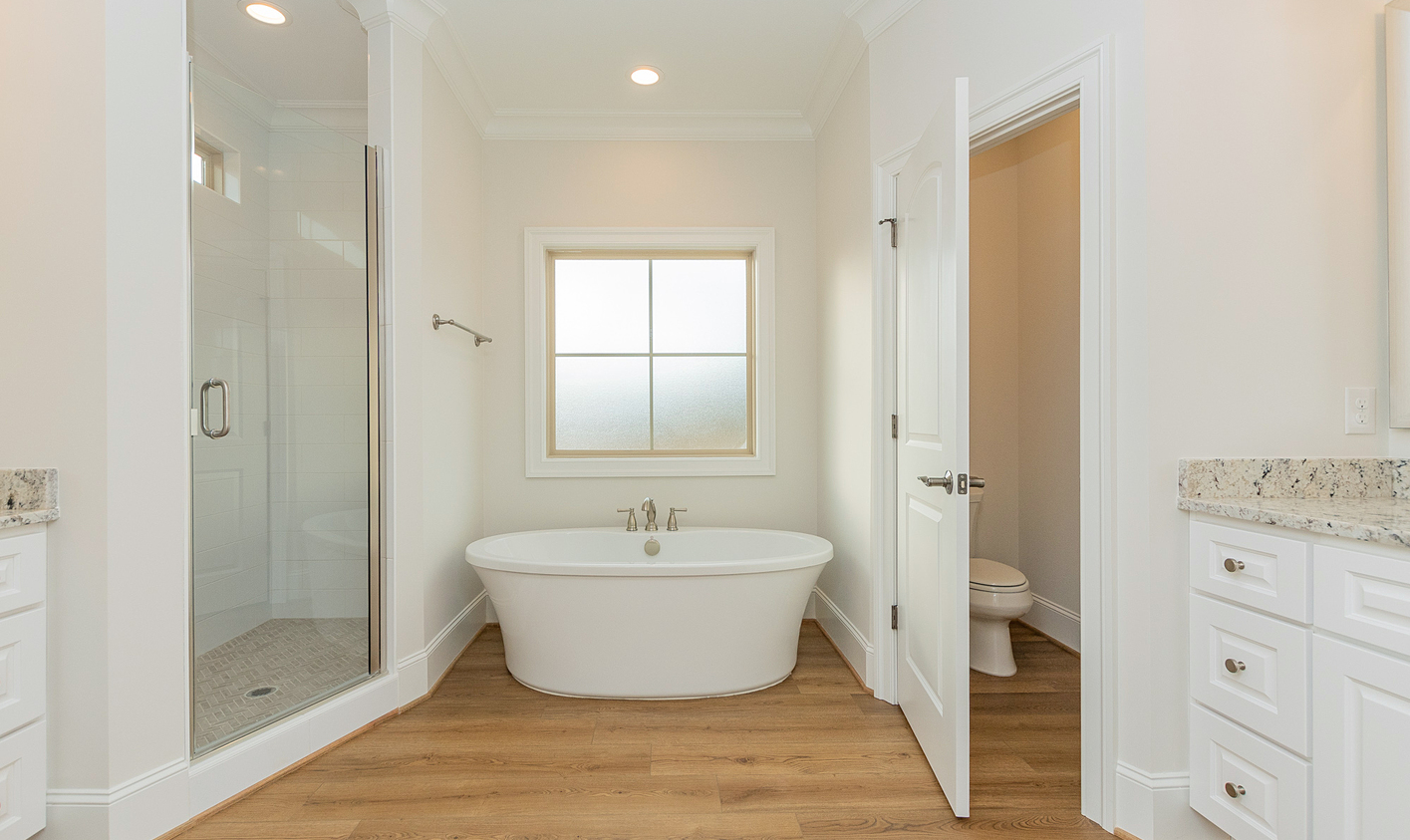 The Grande II Master Bathroom