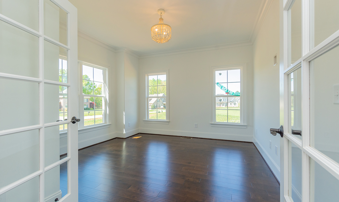 The Oak II Office