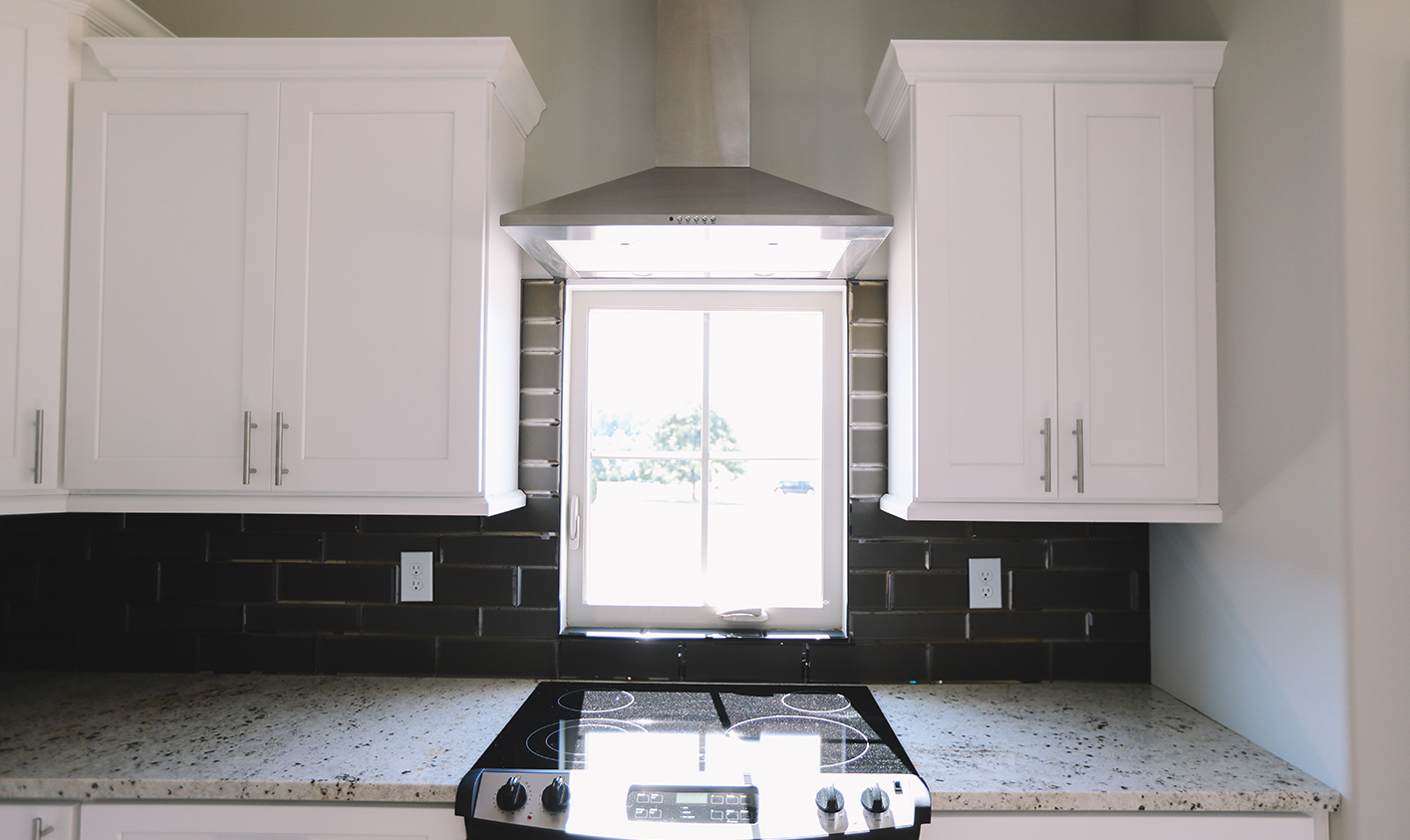 The Manor I Kitchen 2