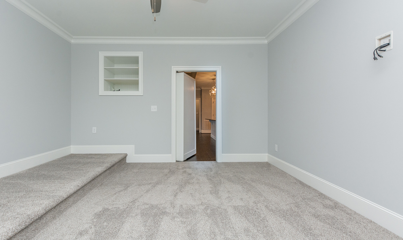 The Alcove Flex Room