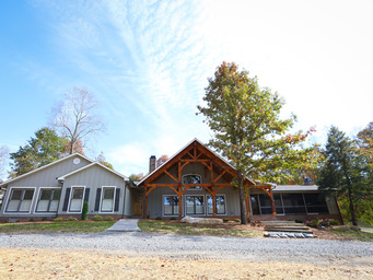 The Farms At Summit Lakes Outside