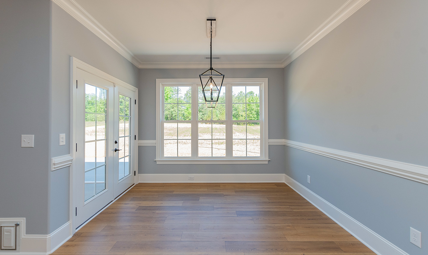 The Leaf III Dining Room