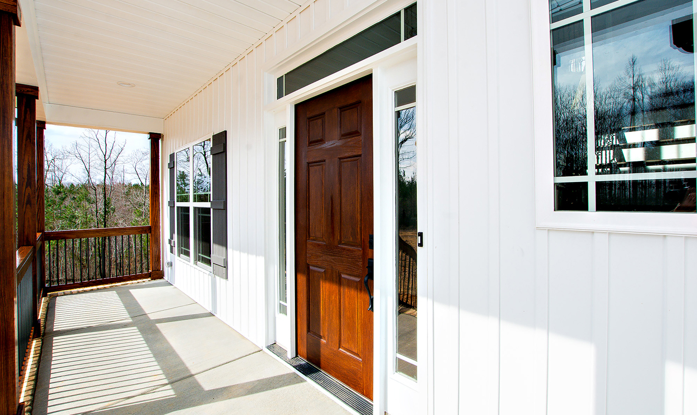 The Farmers Retreat Porch